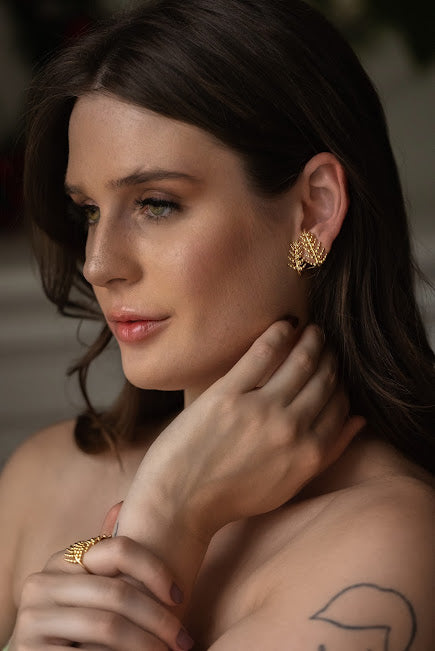 Brinco  XAX Ear Hook em Ouro Vermeil 18K
