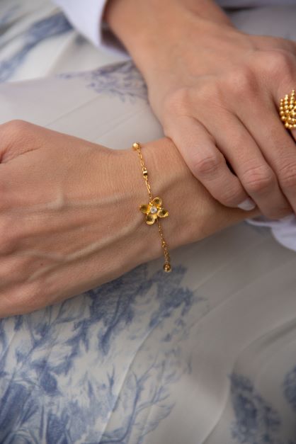 Pulseira Ilex Bloom em Ouro Vermeil 18K  e Topázios Brancos.